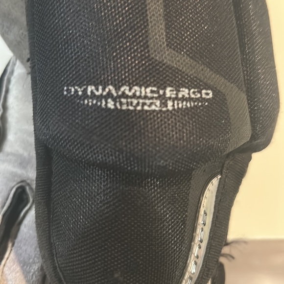 Bauer Supreme 150 Junior left handed only hockey glove size 12 - Picture 3 of 5